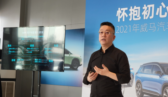 德甲窗口期再迎强敌，成都蓉城迎来里程碑，主帅态度——更衣室稳定，更衣室氛围转暖(成都蓉城主场战亚泰赛前百场仪式)