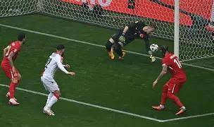 包含Rookie巅峰对决,巴特勒与70激战德国队分钟,战术调整胜负难料!的词条 包含Rookie巅峰对决,巴特勒与70激战德国队分钟,战术调整胜负难料!的词条