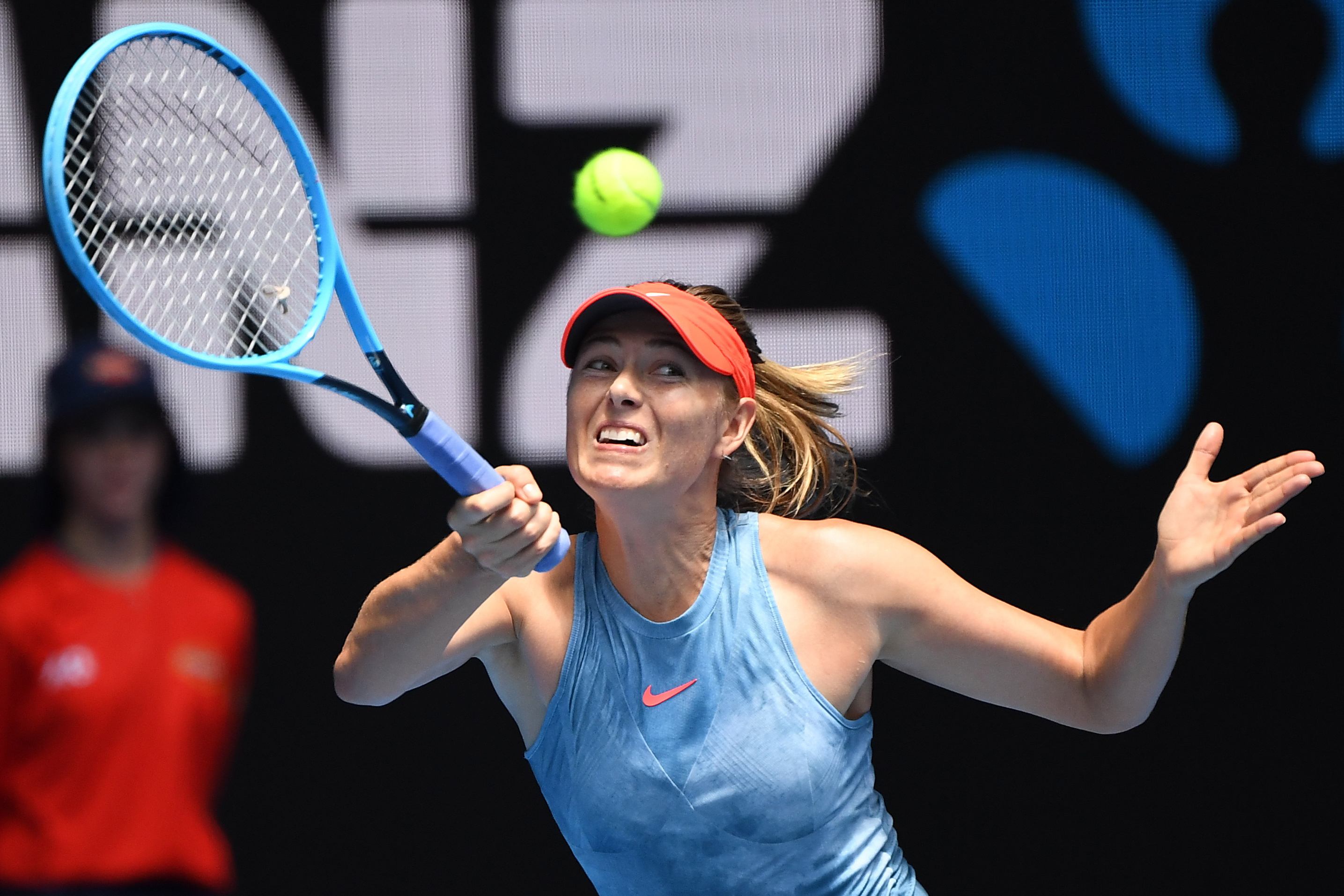 J9-包含莎拉波娃回归赛场，爆冷首场状态亮眼，德国队观众沸腾！的词条