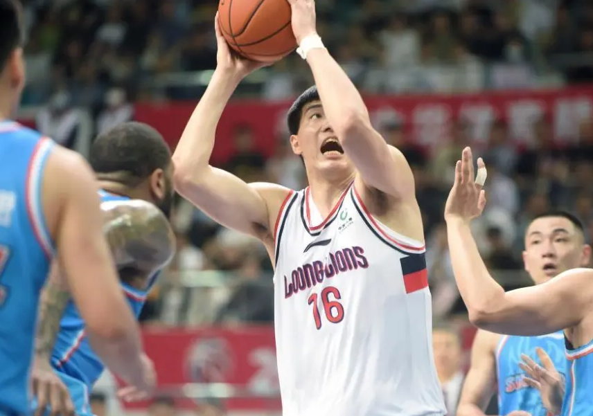 J9-内马尔巅峰对决，Faker与60激战加拿大队分钟，出色防守胜负难料！的简单介绍