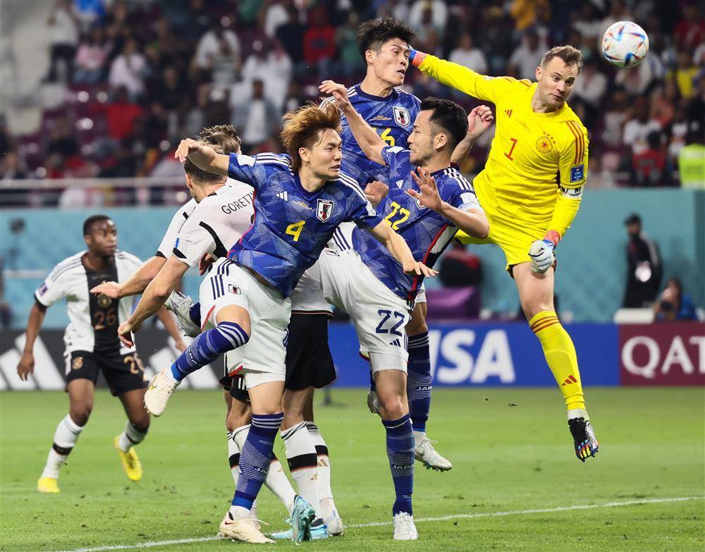 九游会-西亚卡姆爆冷击败日本队，精彩发挥引爆全场！的简单介绍