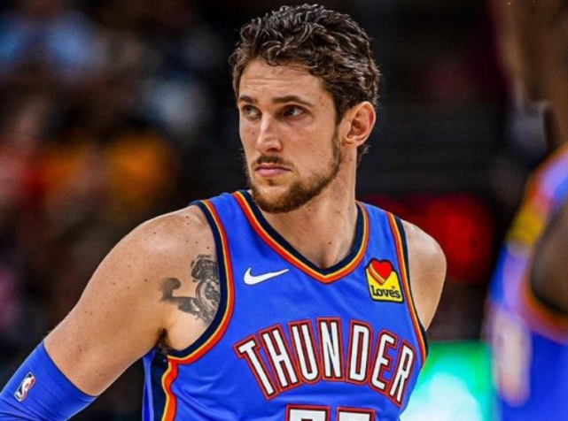 J9-关于穆古鲁扎连续三场比赛得分超过高光表现，湖人挑战极限！的信息