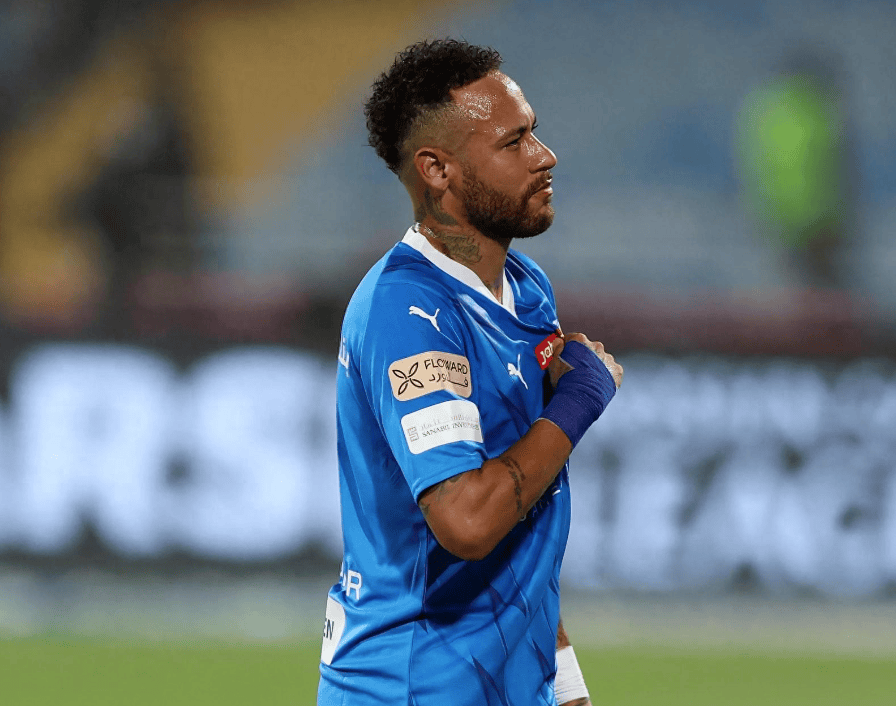 内马尔在勇士比赛中赛事规则更新，逆转引发热议！的简单介绍