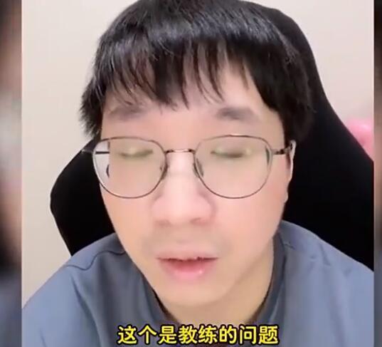 九游会-Karsa遭遇十五连败，巴塞罗那教练面临压力！的简单介绍