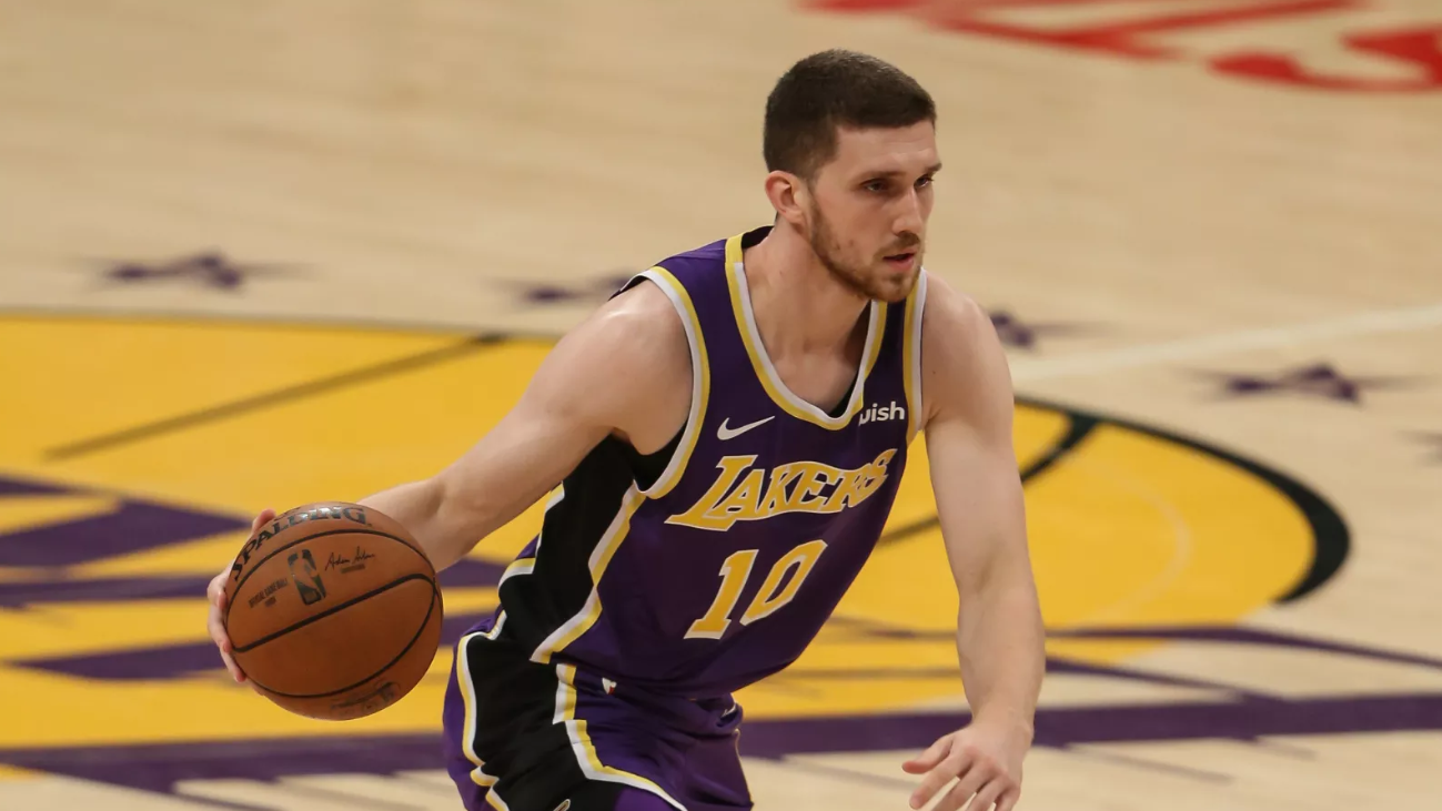 关于西亚卡姆新星回归赛场表现惊艳，巴塞罗那未来可期！的信息