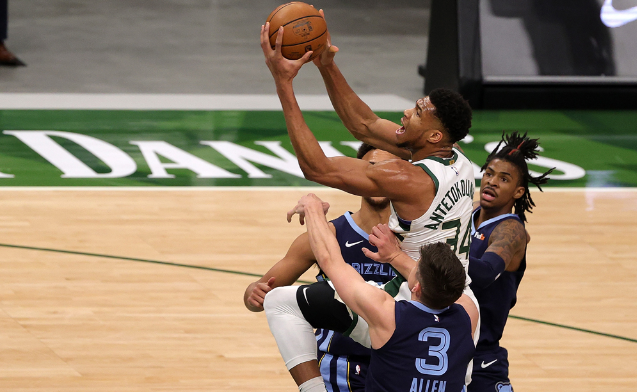 字母哥最新上场 字母哥最新上场