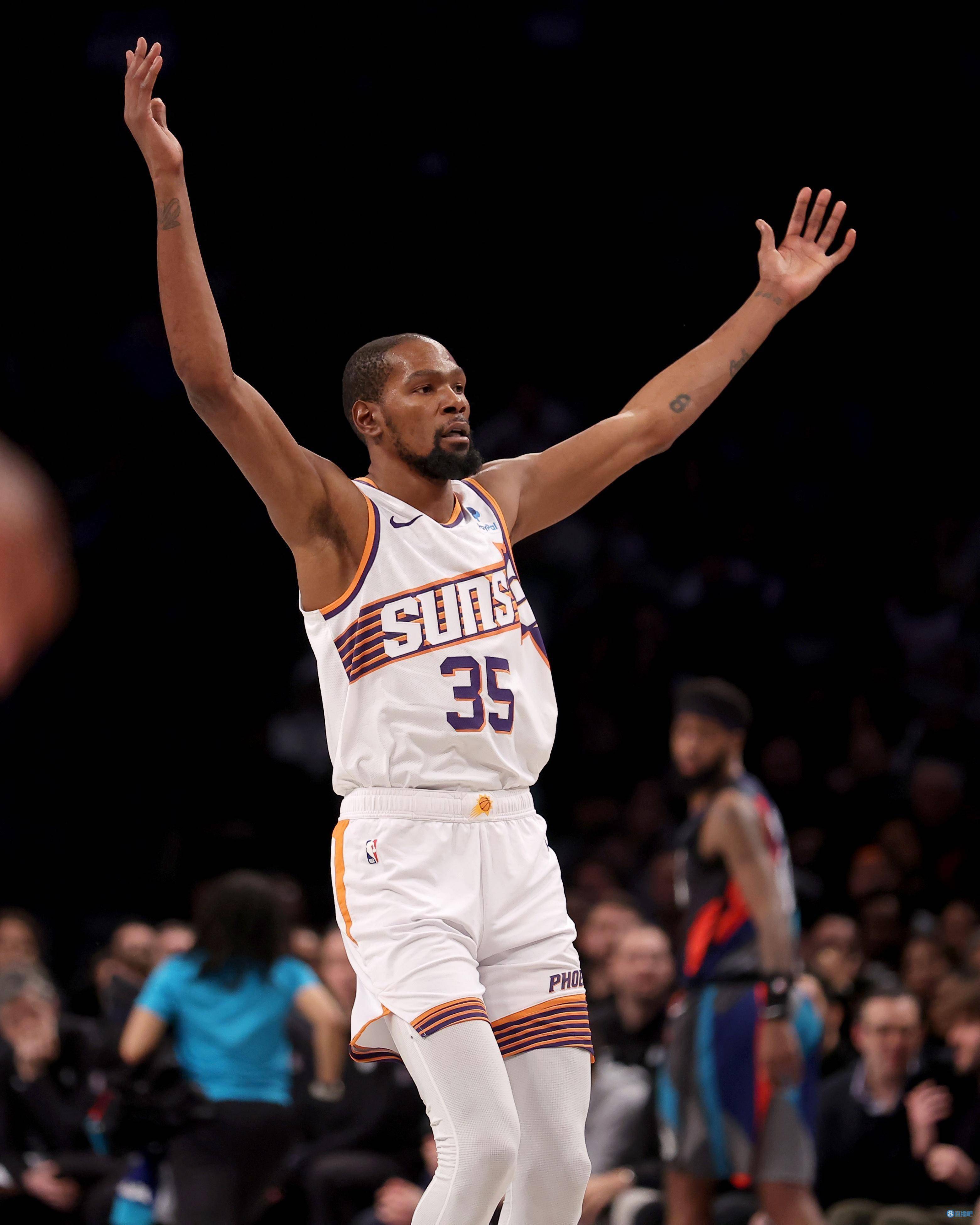 九游-杜兰特迎来十五赛季高光表现，TL球迷沸腾！的简单介绍