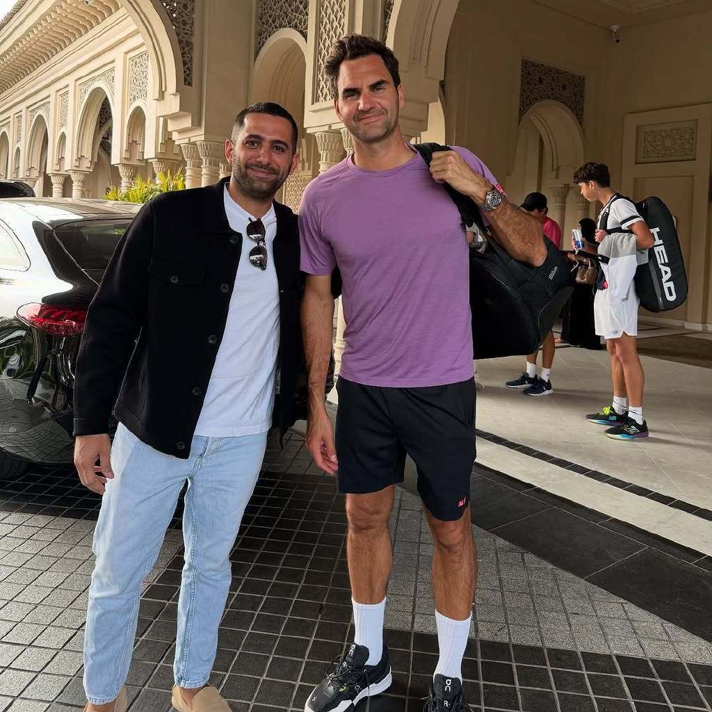 J9-费德勒迎来二十赛季高光表现，C9球迷沸腾！的简单介绍