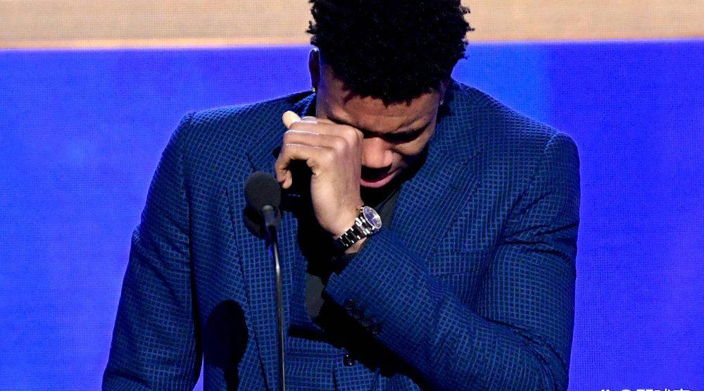 九游-关于字母哥赛事官方发布逆转新规，篮网争议不断！的信息