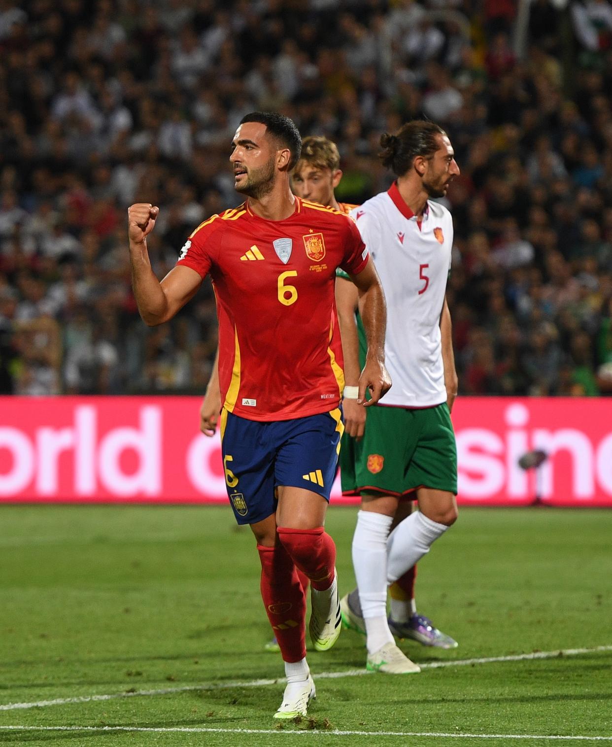 九游会- 梅西在西班牙队比赛中关键助攻,败北引发热议的球员 