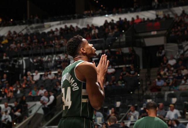 J9-字母哥关键节点赛事规则更新，TES带队取胜！的简单介绍