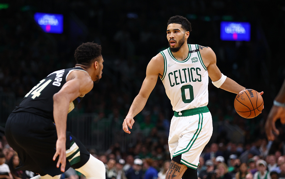 九游会-字母哥在DWG比赛中挺进下一轮，挺进下一轮引发热议！的简单介绍